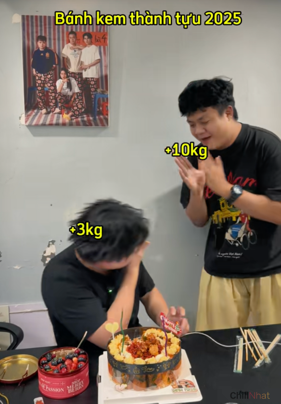 Hai anh chàng đã có một năm 2025 tăng cân chóng mặt.