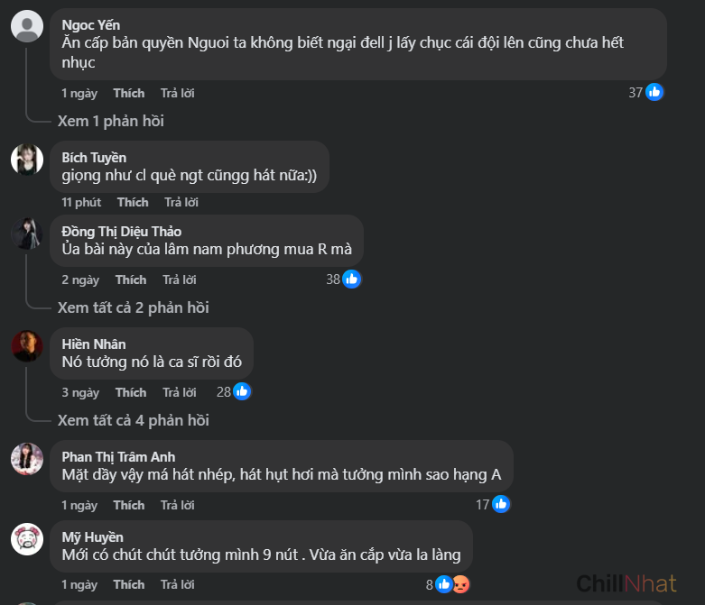 Dân mạng tràn vào trang cá nhân của nữ ca sĩ trẻ để bày tỏ sự bức xúc.