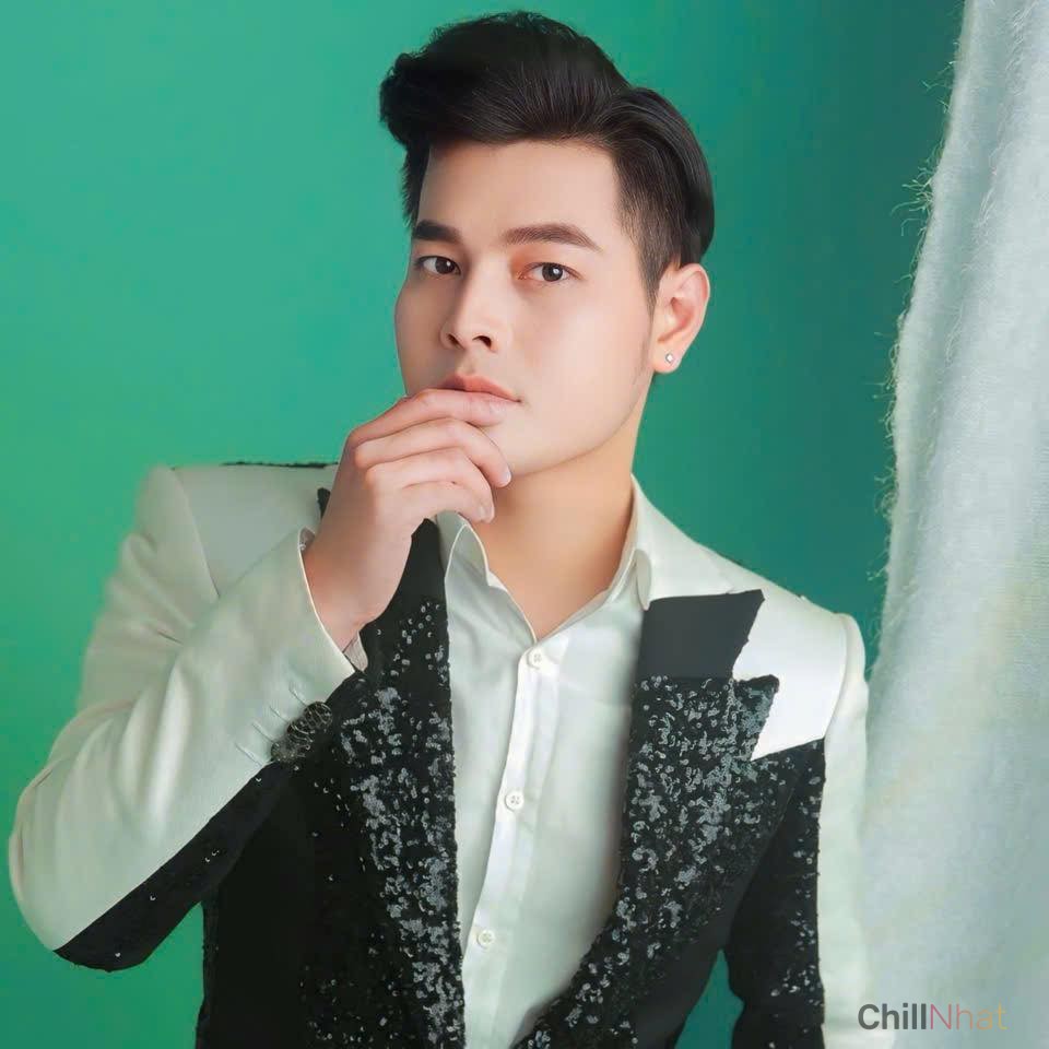 Trước đó, Nhật Minh công khai có tình cảm với cô gái tên N.