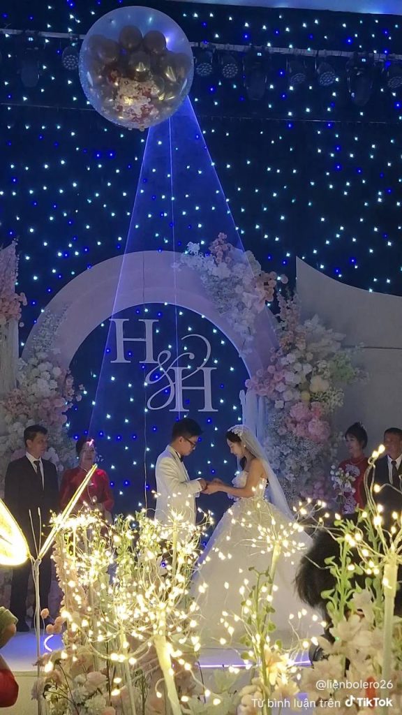 Lễ thành hôn của nắng của bạn trai