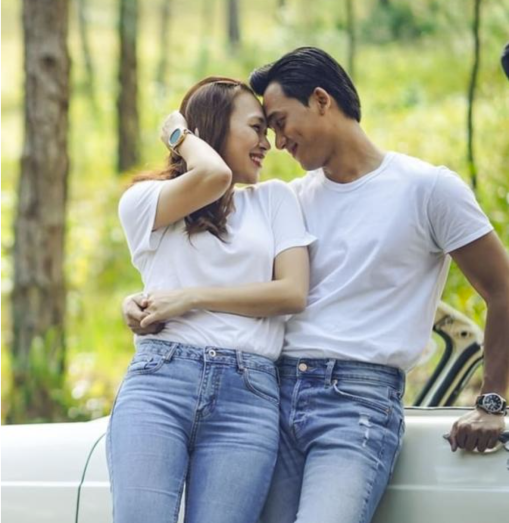 Mỹ Tâm và Mai Tài Phến chụp ảnh thân mật