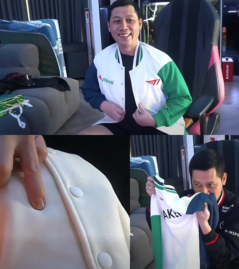 Thầy Giáo Ba lên livestream chia sẻ niềm vui được nhận chiếc áo